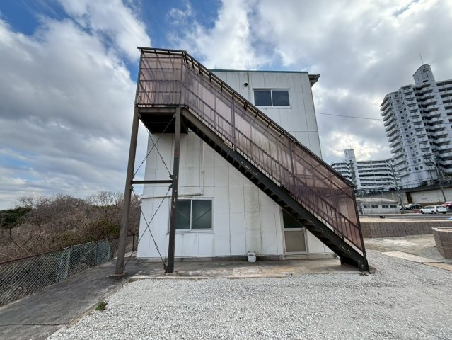 大西町楊枝倉庫の外観