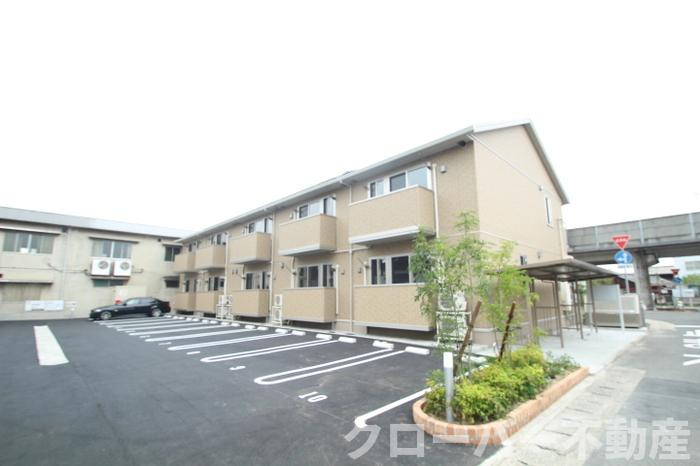 ミルキークォーツの駐車場|駐車場