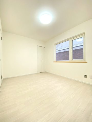 東苗穂13条4丁目の洋室