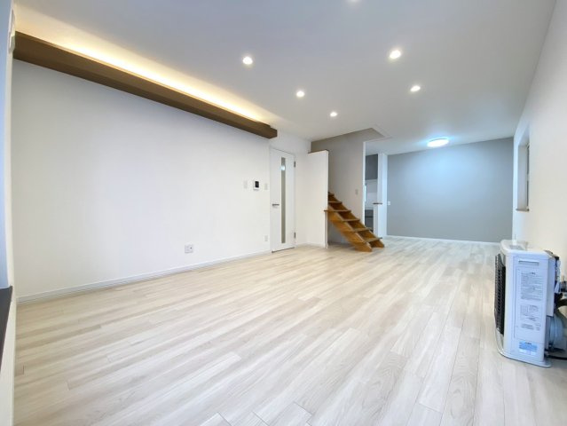 東苗穂13条4丁目の居間・リビング