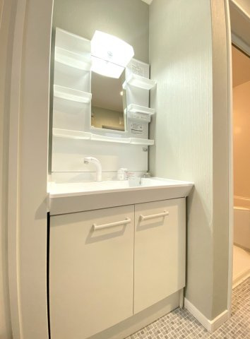 東苗穂13条4丁目の独立洗面台