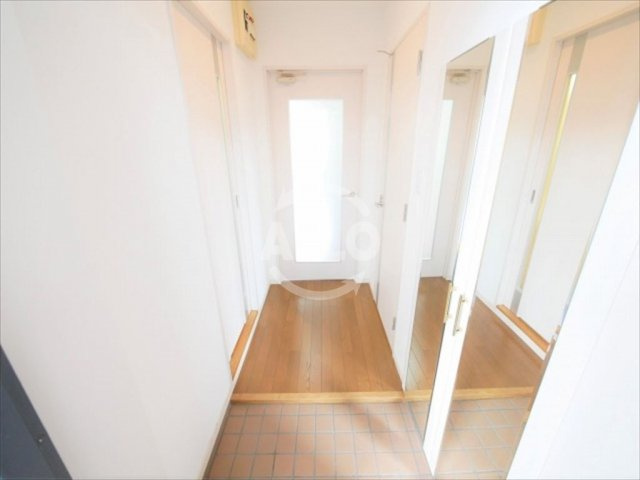 サザンパークスの玄関|サザンパークス　ミラー付き玄関