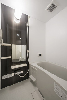 【浴室】 | BLUE GOAT