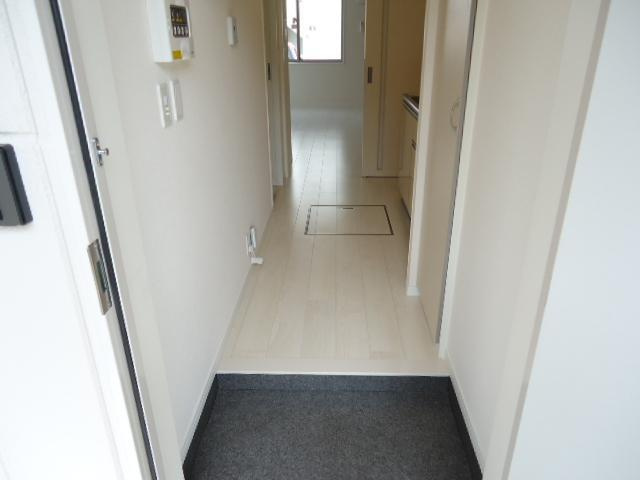 ポポラス西下台の玄関|玄関/廊下（イメージ）