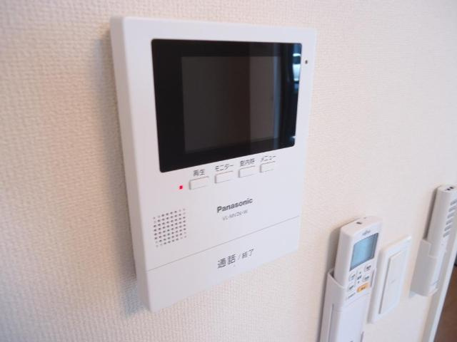 ポポラス西下台のセキュリティ|カメラ付インターホン（イメージ）