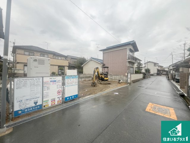 加古川市新神野　第5期　新築一戸建ての前面道路含む現地写真|周辺は落ち着いた街並みの住宅地！子育てがしやすい住環境です！まだ未完成ですが、現地でしかわからない事もございます。是非一度ご覧ください。