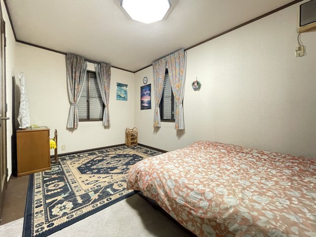 岡崎市赤渋町の洋室