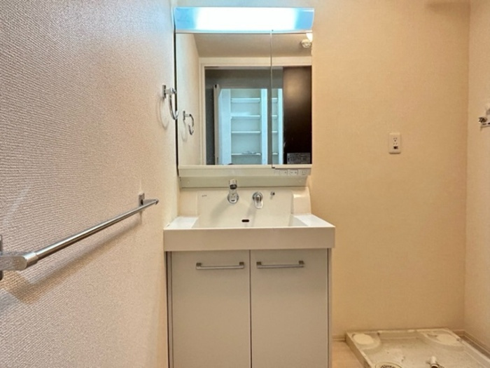 リュー・グロワール　A棟の洗面所