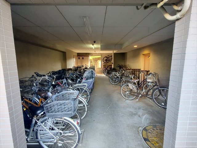 【駐輪場】の画像
