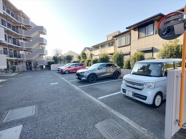 【駐車場】の画像