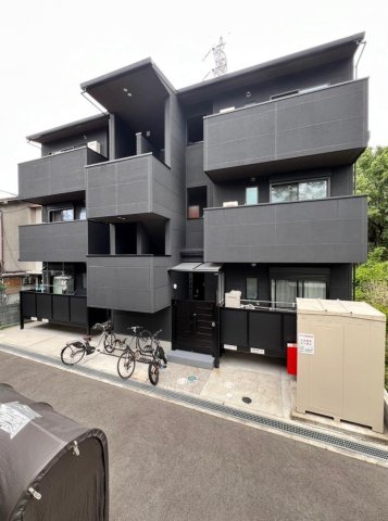 【LOHAUS豊中稲津町】　大阪府豊中市1棟売りアパート「劣化対策3級」「築3年」