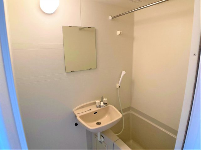 【洗面所】 | 設備・仕様は号室により異なる為、現況を優先致します。