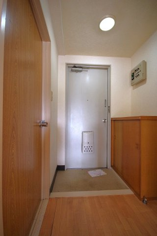 【玄関】