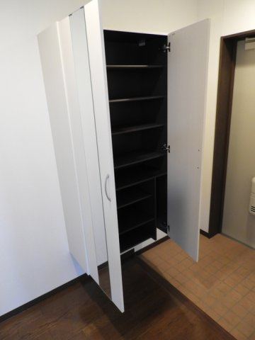 グレイスホーム　A棟の玄関