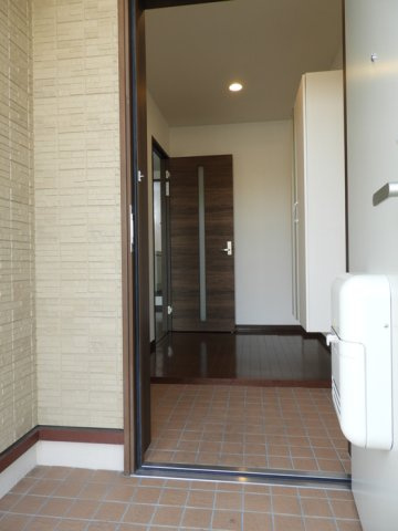グレイスホーム　A棟の玄関