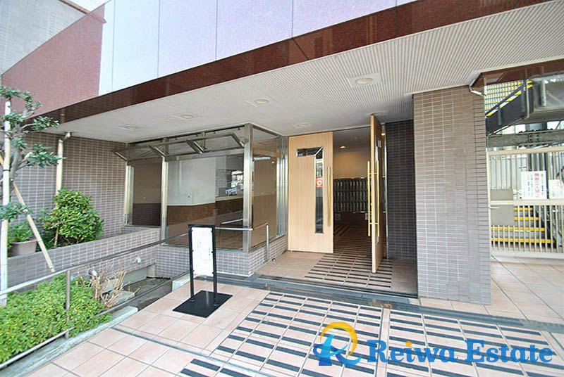 グランドビュー茅ヶ崎のエントランス