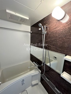 【浴室】 | シャローズワン立売堀 | 雨の日に便利な浴室乾燥機付きです♪