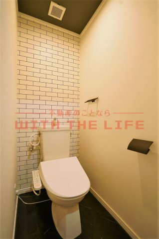 高田ビル【キャッシュバック対象物件】のトイレ|清潔感のあるトイレです