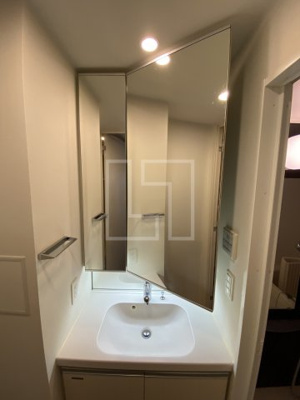 【独立洗面台】 | コンフォリア阿波座 | コンフォリア阿波座　独立洗面化粧台