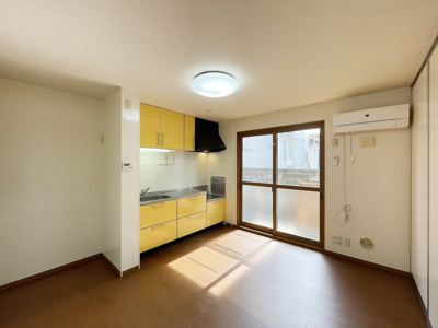 【居間・リビング】 | ローズコート美園