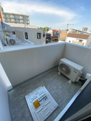 【バルコニー】 | Benoit NAKANO