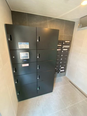 【玄関】 | Benoit NAKANO