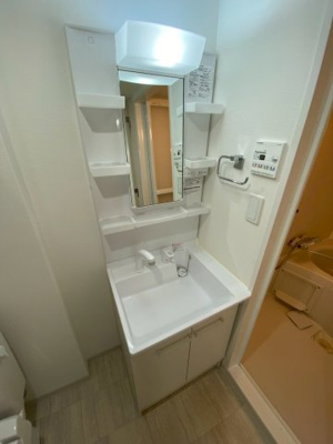 【独立洗面台】 | Benoit NAKANO