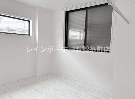 足立区興野２丁目のアパート