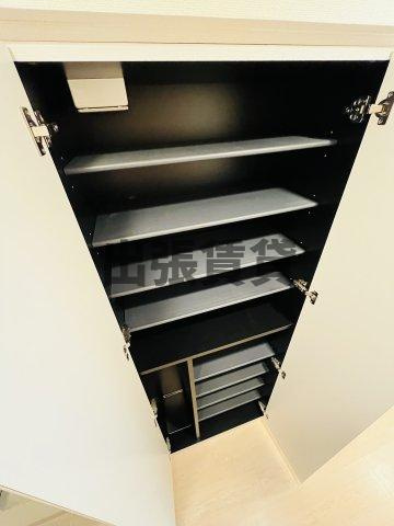 仲介手数料0円！！ルーエ錦の収納