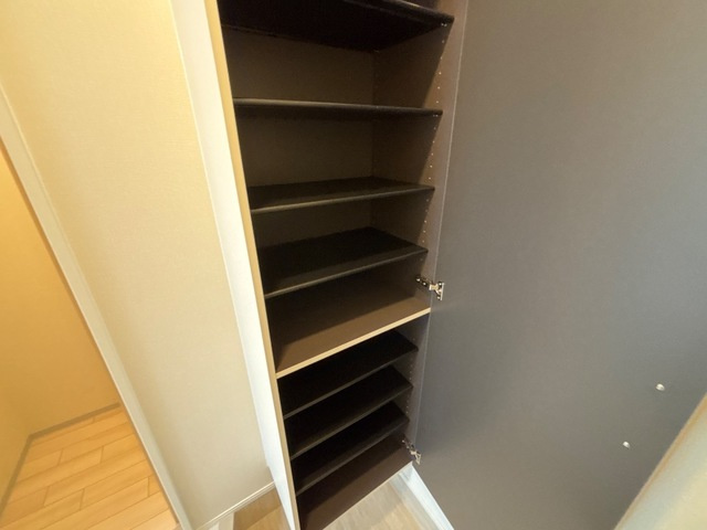 オーレ瑞穂の収納