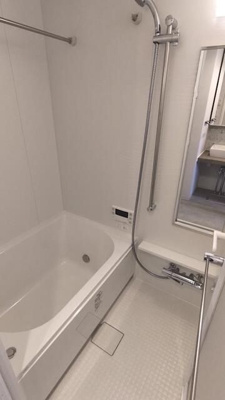 【浴室】 | クレヴィアリグゼ西巣鴨 | ゆったり過ごせるお風呂です