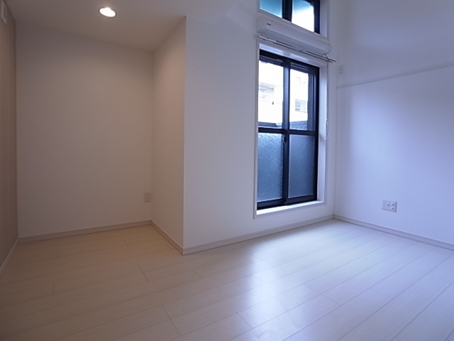 神戸市長田区戸崎通２丁目のアパートの居間・リビング|リビング