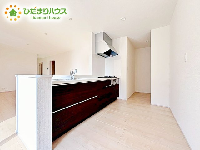 【キッチン】 | 水戸内原町第12　新築戸建　3号棟 | リビングを見渡せるキッチンはお子様を見ながらでも料理が出来て安心ですね☆