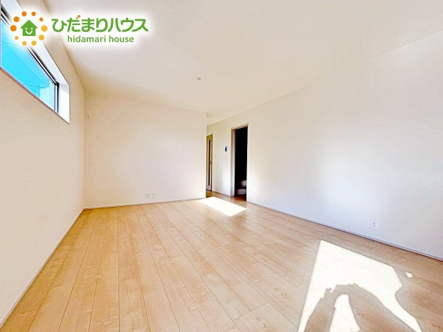 【居間・リビング】 | 水戸内原町第12　新築戸建　3号棟 | 家族だんらんを育む開放感あふれるリビング・ダイニング