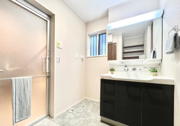【仲介手数料無料】入間市下藤沢１０区画９号棟　入間の新築住宅なら西武ハウジングの独立洗面台