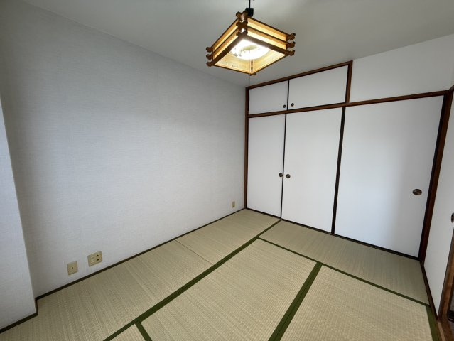 シャルマンフジ岩出弐番館の内装