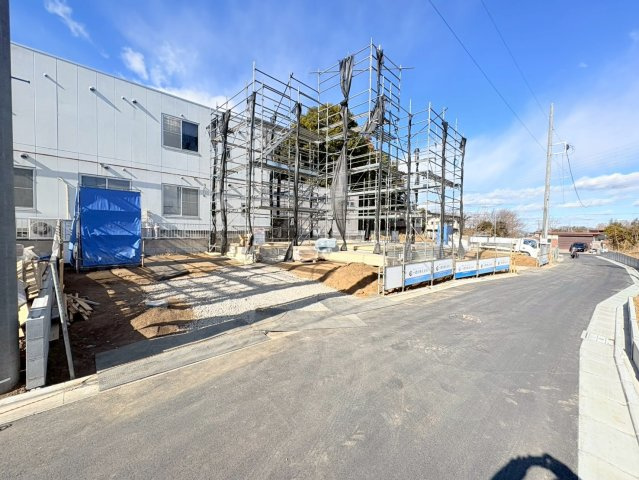 川越市下小坂　新築分譲　「川越駅」バス19分　敷地63坪　【名細小学区】の前面道路含む現地写真