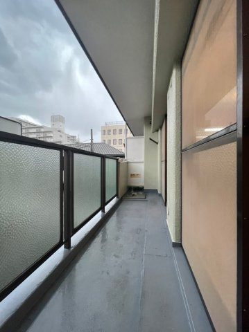 第一永和レジデンスのバルコニー