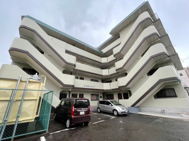 第一永和レジデンスの外観