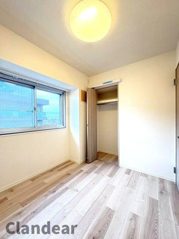 ソフトタウン綾瀬の洋室|ドキドキの新生活も、安心してスタート。ぴったりの住まいを見つけませんか？クランディアが一緒に住まい選びをサポートします‼　まずは、お気軽にお問合せください　＃クランディア