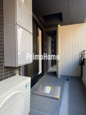 ウィルローズ日本橋蛎殻町のエントランス