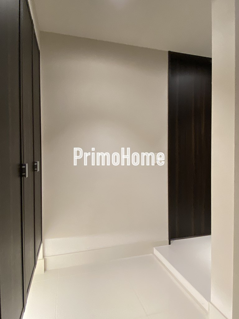 ウィルローズ日本橋蛎殻町の玄関