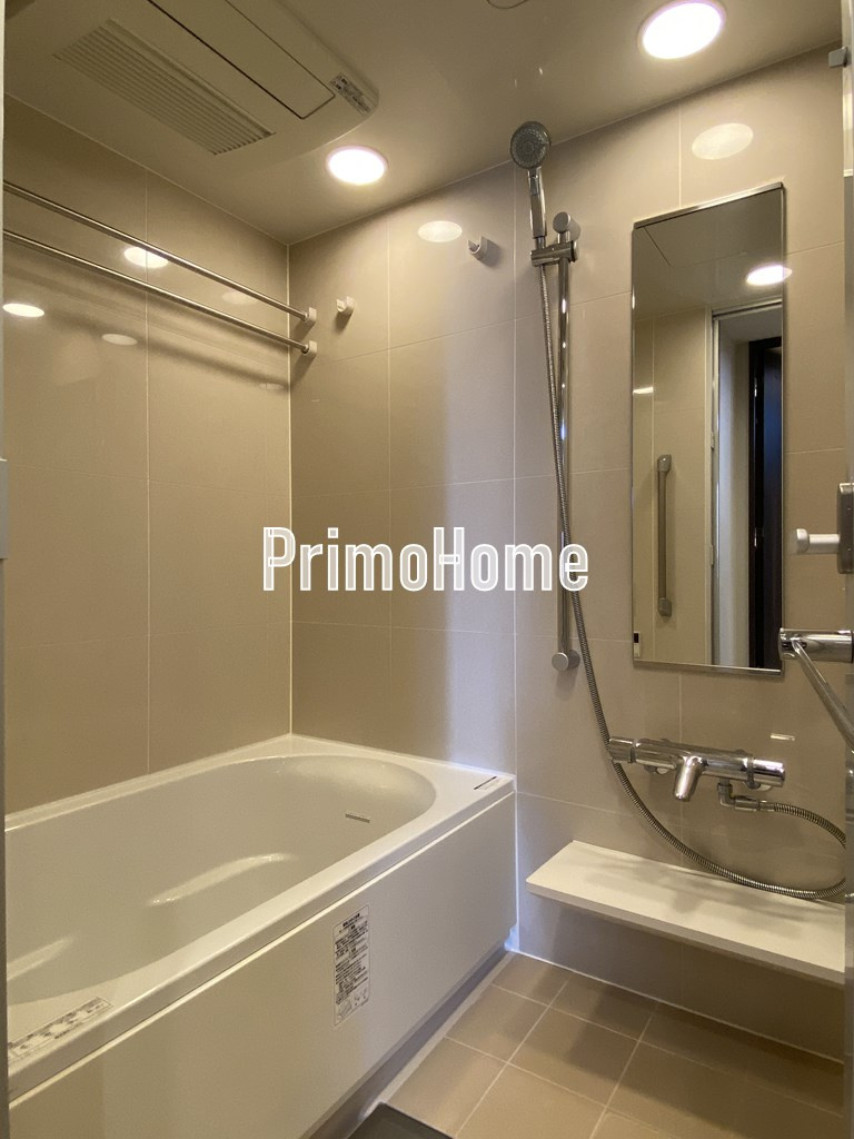 ウィルローズ日本橋蛎殻町の浴室