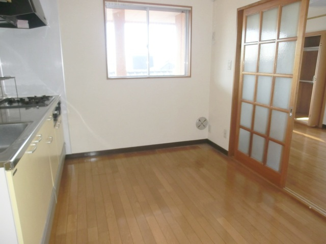 ＮＩＫＯリバーハイムのキッチン|ダイニングスペースです♪