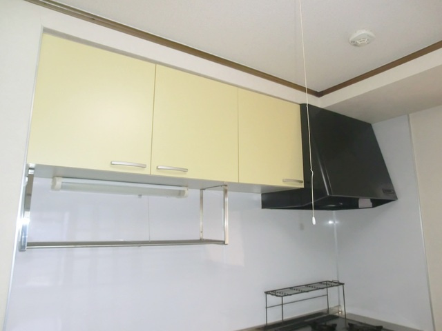 ＮＩＫＯリバーハイムの収納|キッチン上部収納あります♪