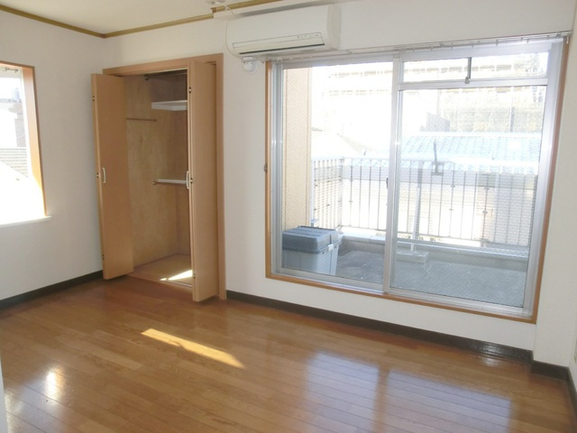 ＮＩＫＯリバーハイムの居間・リビング|洋室のお部屋です♪