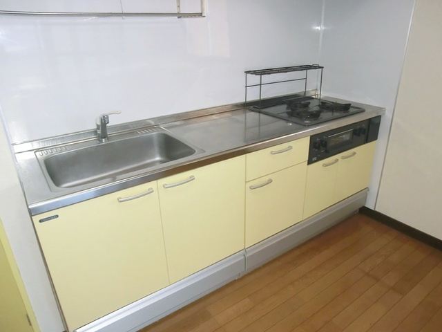 ＮＩＫＯリバーハイムのキッチン|広々キッチンです♪