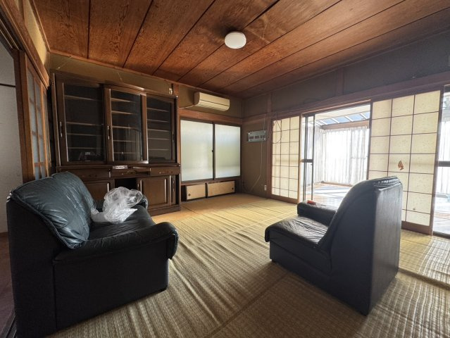 キッチン・トイレリフォーム×オール電化　♪6LDKでゆとりのある暮らしを！の和室