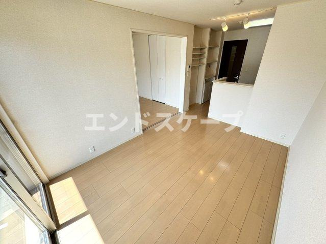 ピアーチェ・ヴォーレの居間・リビング|高崎、前橋、伊勢崎エリアのお部屋探しはエンドスケープまで！お客様の理想お聞かせ下さい♪