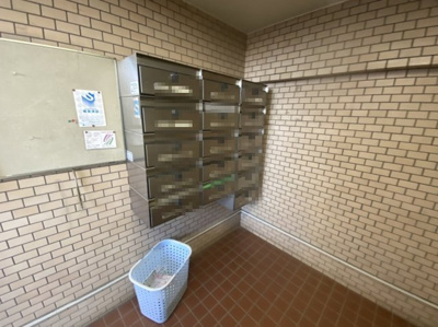 【エントランス】 | ローレルハイム